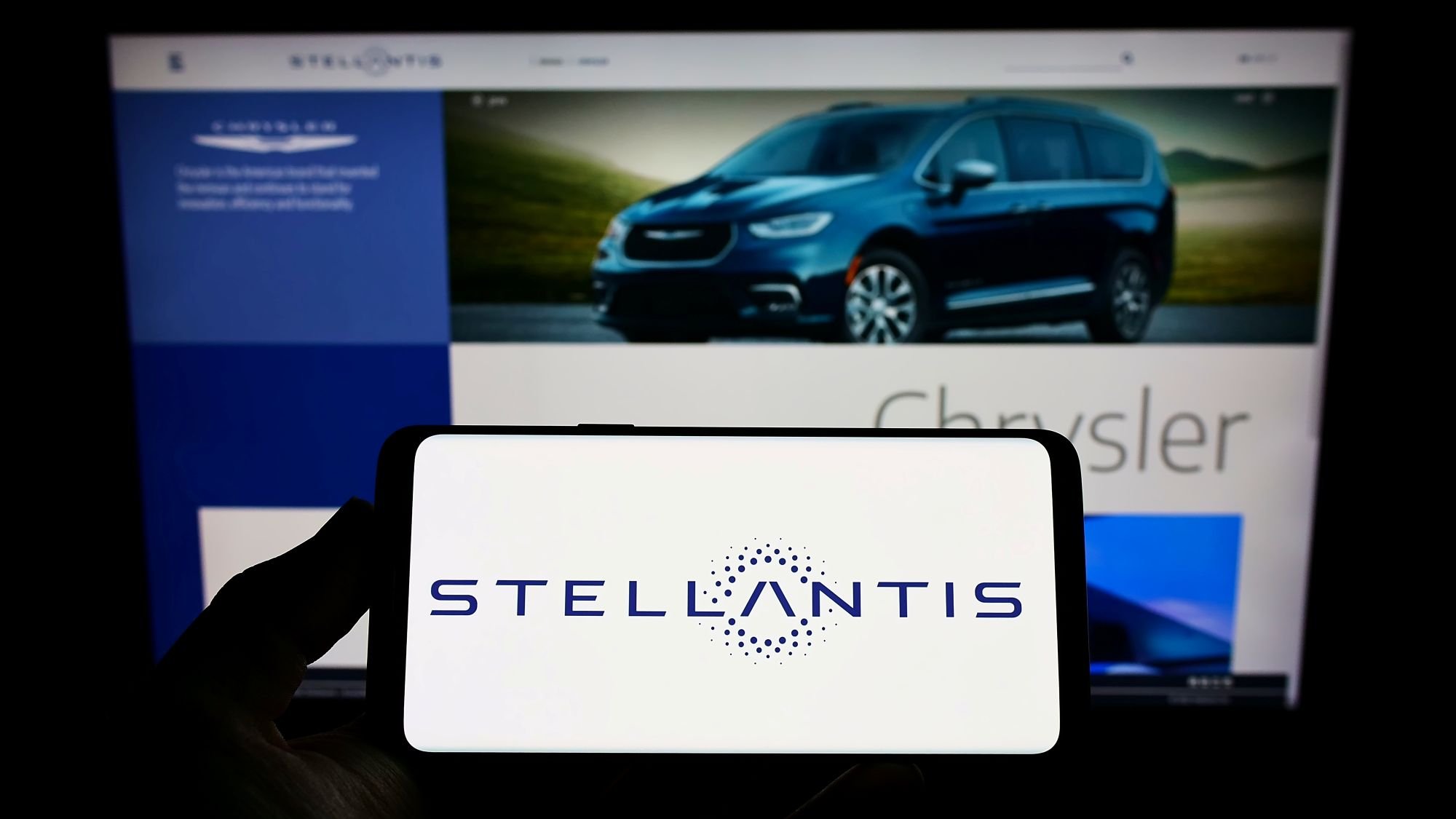 Stellantis (STLA) Stock: Worst Day Ever as $26.5 Billion EV Bet Backfires