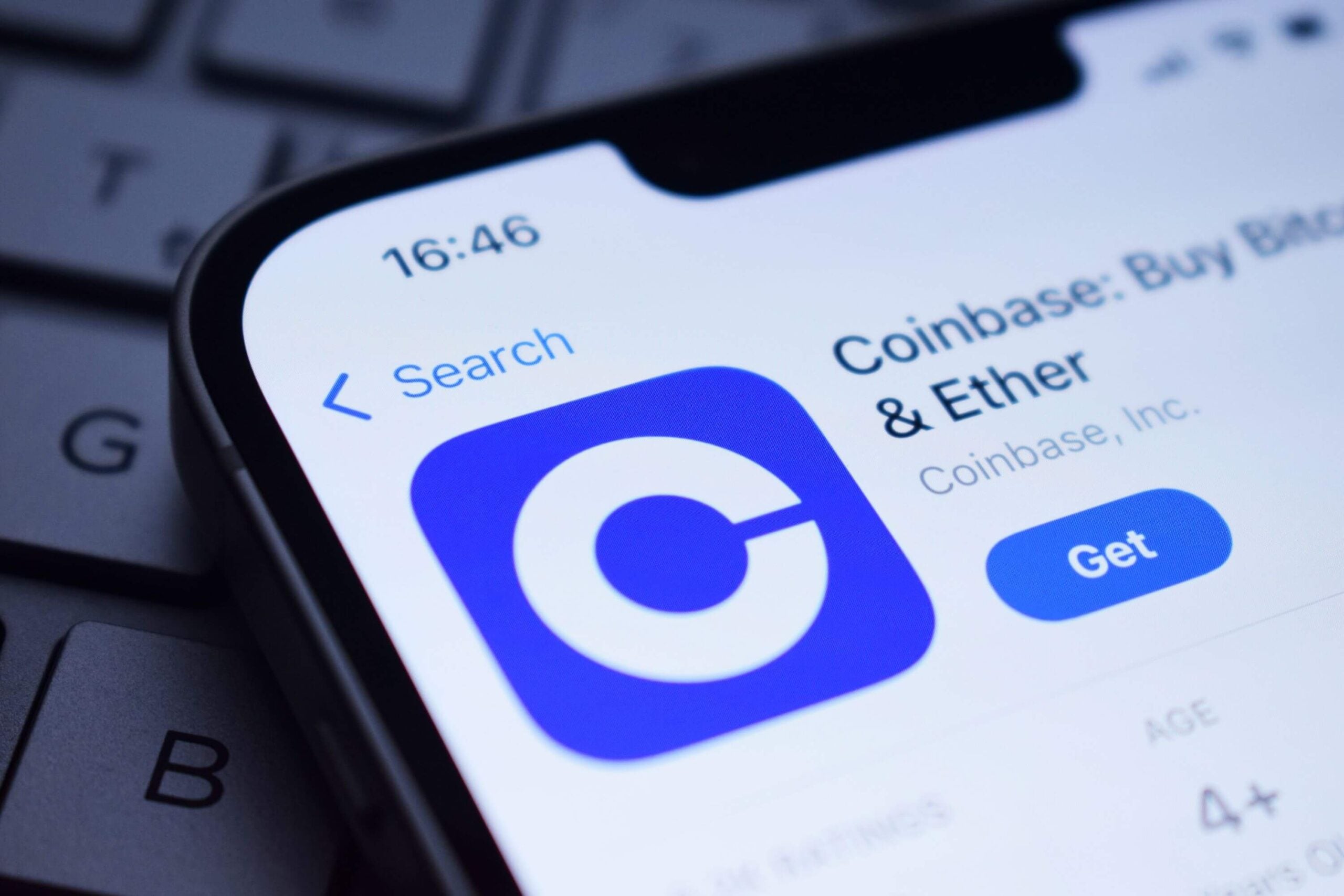 Coinbase (COIN) Drops 20% in 2026 Amid Weak Earnings and Declining Crypto Trading