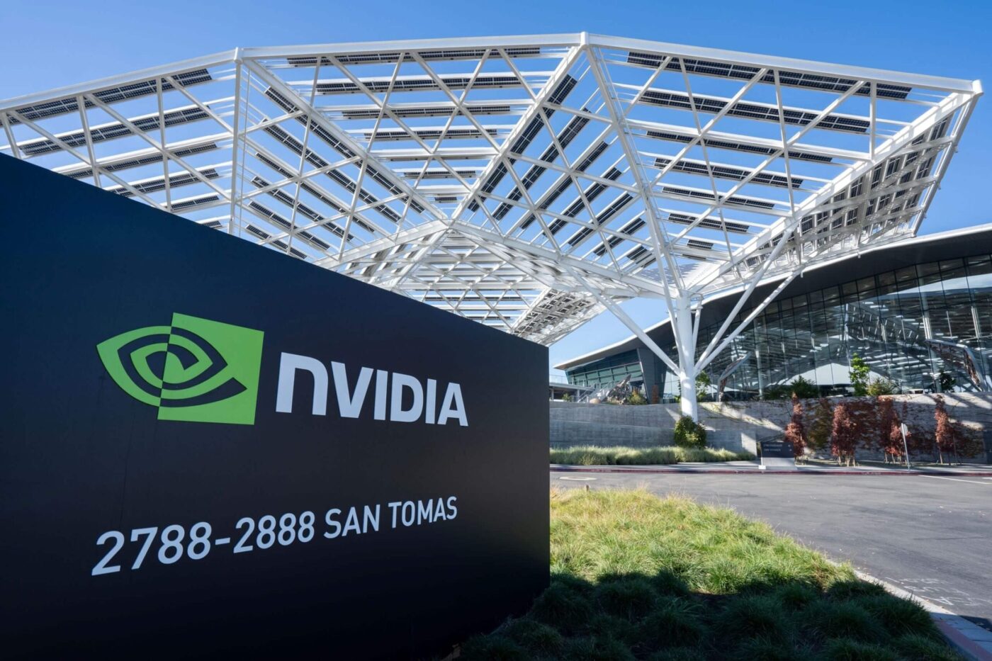 Nvidia (NVDA) Stock Rises as Jensen Huang’s $1T Chip Projection Fuels AI Crypto Rally