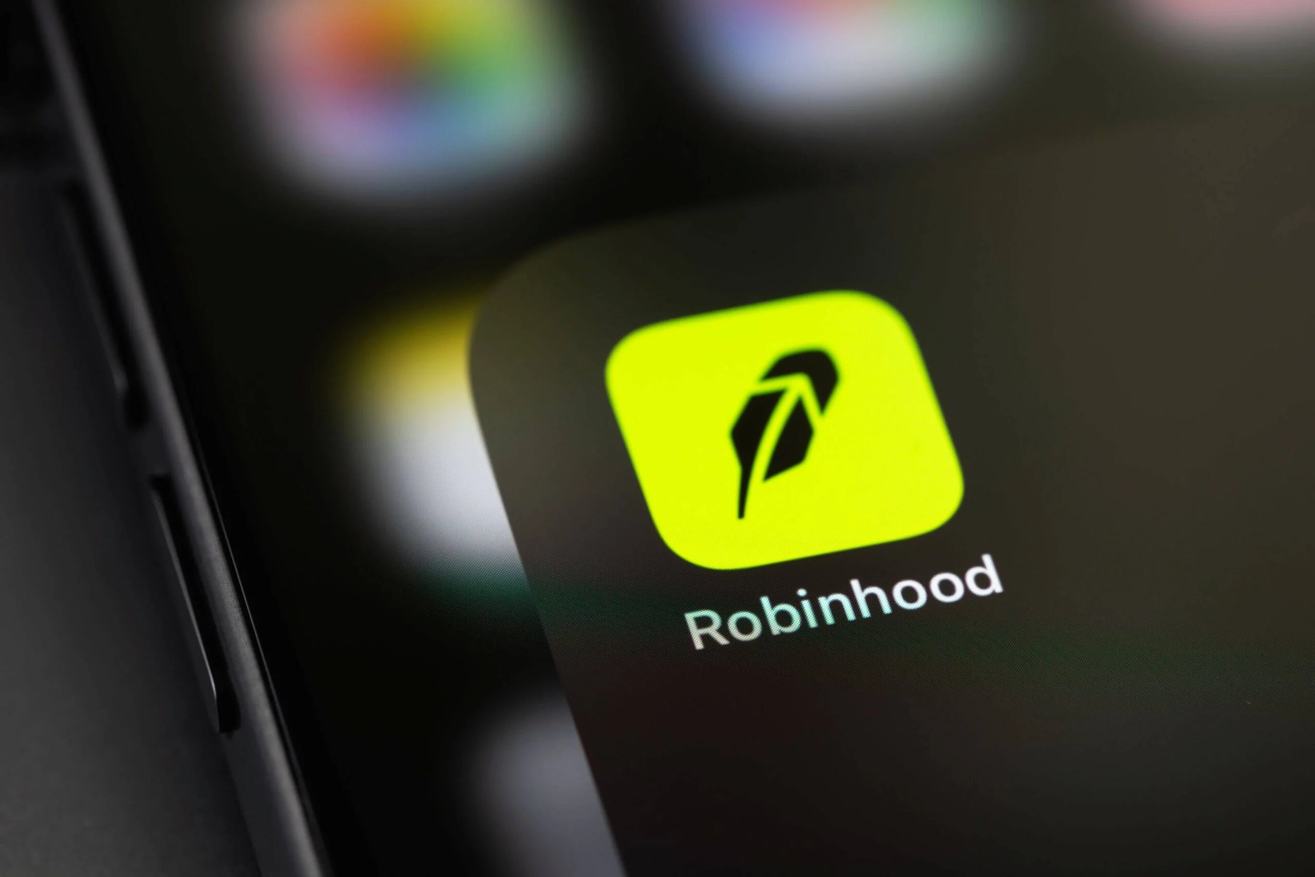 Robinhood (HOOD) Stock Plummets Over 50% — Has the Market Overreacted?