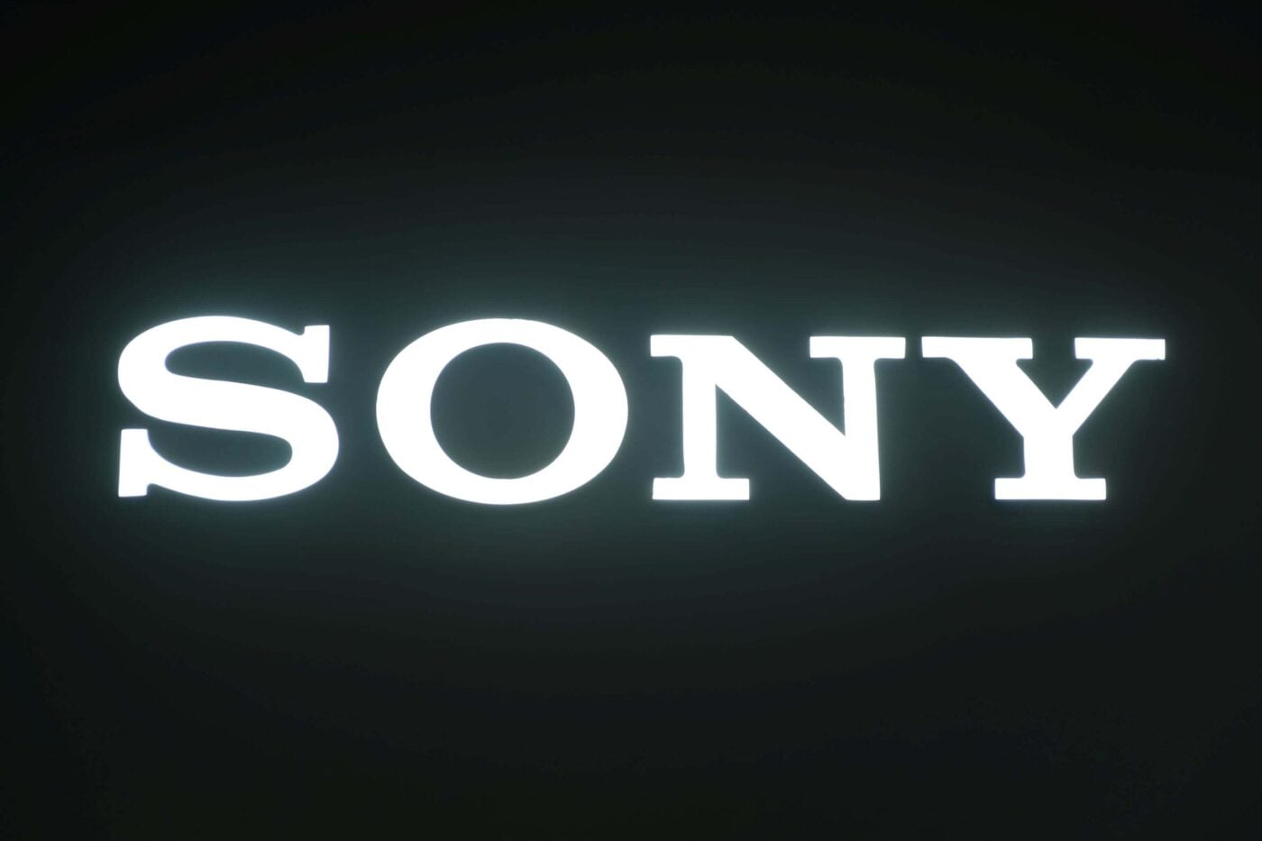 Sony (SONY) Stock Drops as Bernstein Warns of Surging Memory Chip Expenses