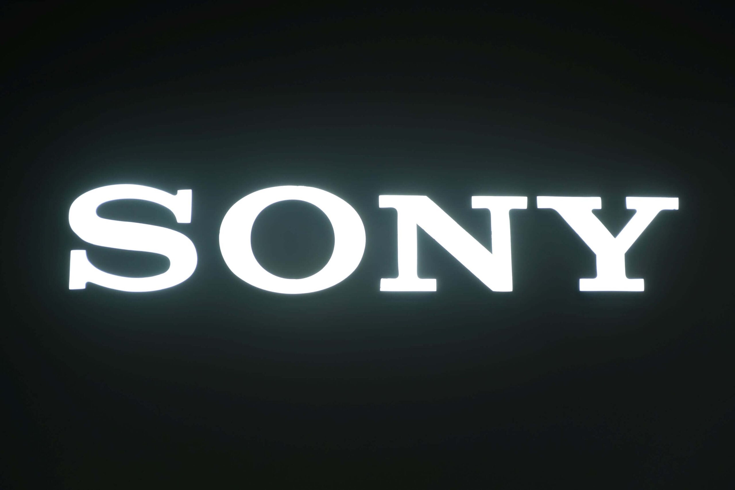 Sony (SONY) Stock Drops as Bernstein Warns of Surging Memory Chip Expenses