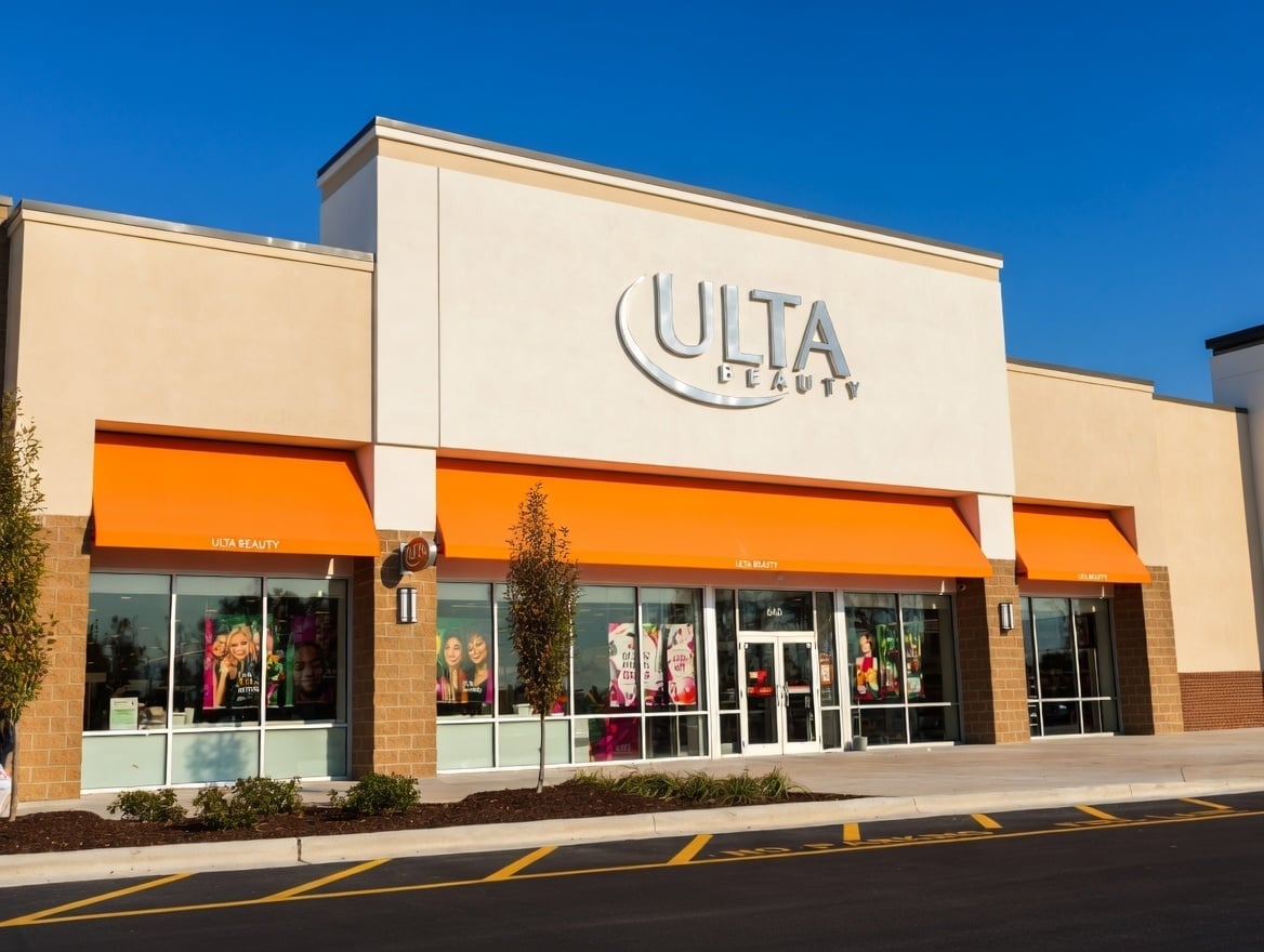 Ulta Beauty (ULTA) Stock Plunges 10% Post-Earnings: Is This a Buying Window?