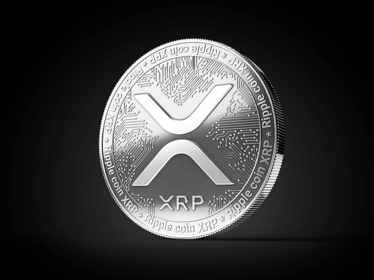 XRP Price Analysis: Whales Buy 190M Tokens as Technical Indicators Point to Cycle Low