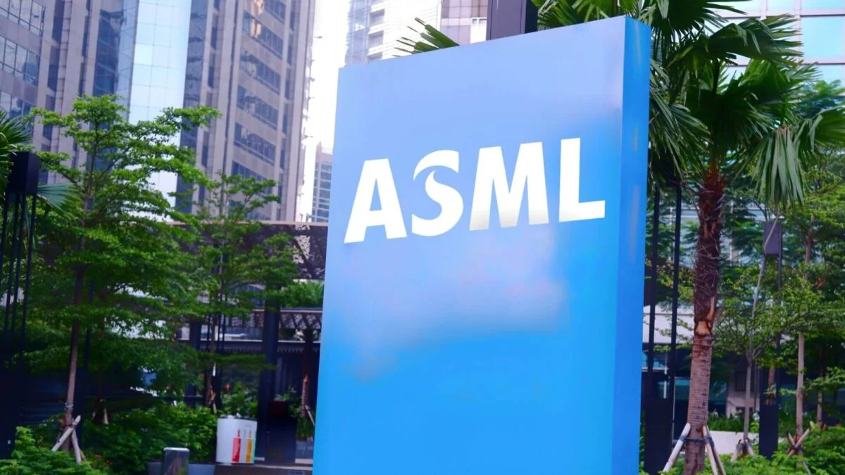 ASML (ASML) Stock Surges 5% as Wall Street Analysts Reaffirm AI Chip Momentum