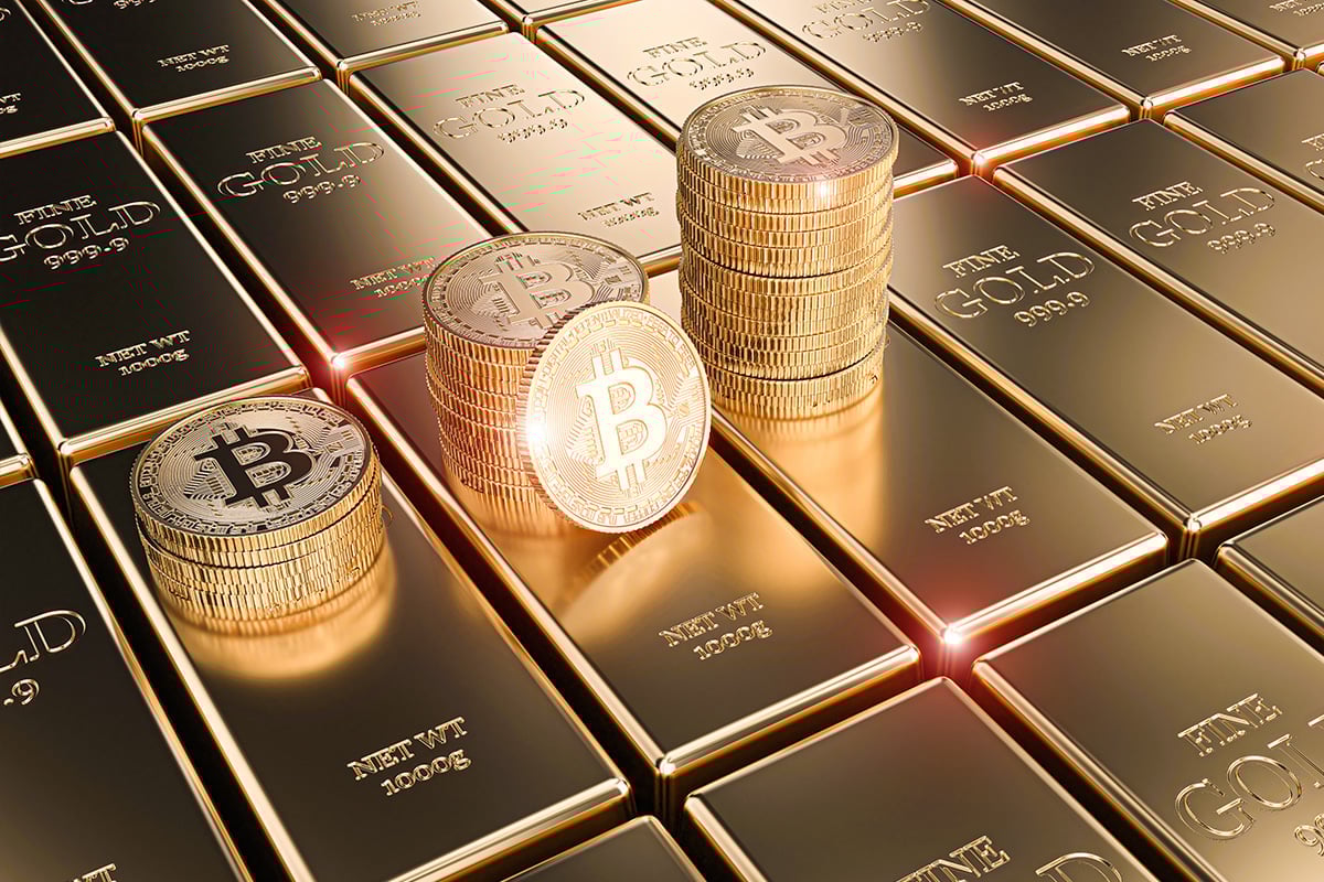Bitcoin Set to Surpass Gold Performance in Coming Years, Says Top Analyst
