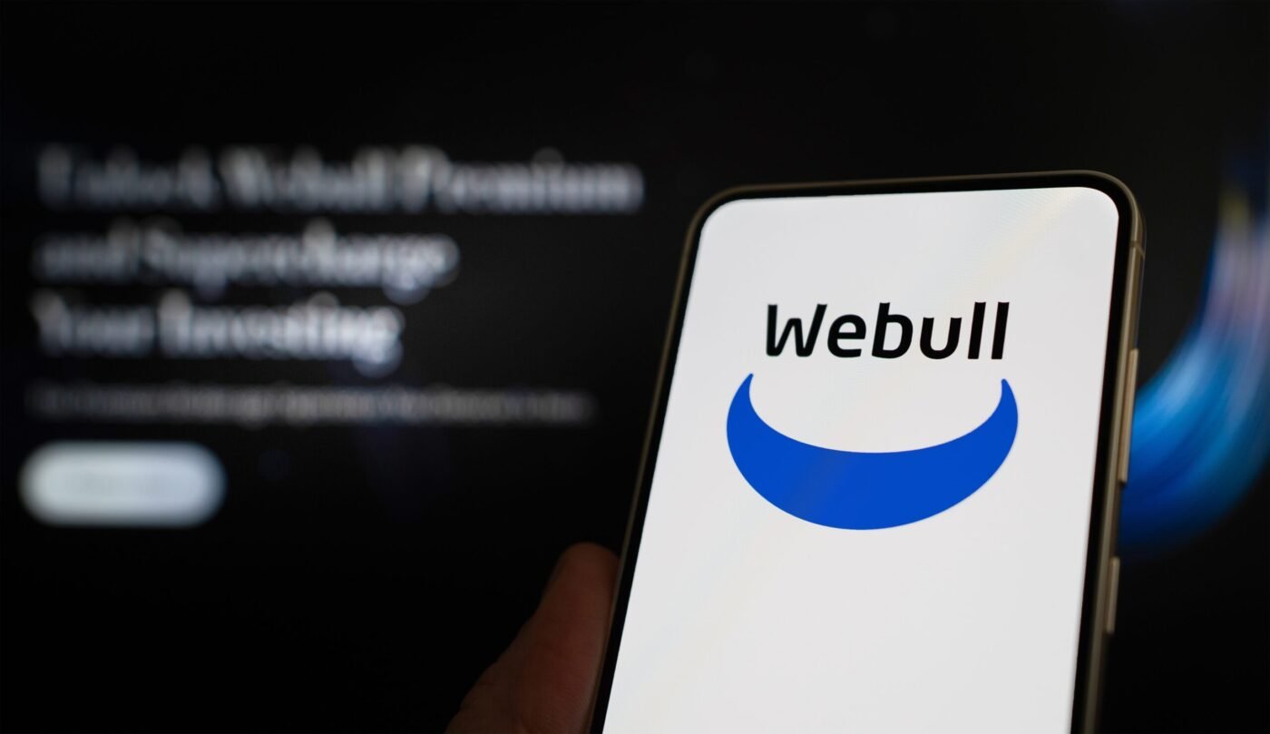 Webull (BULL) Stock: Compass Point Analyst Projects 64% Rally on Crypto Expansion