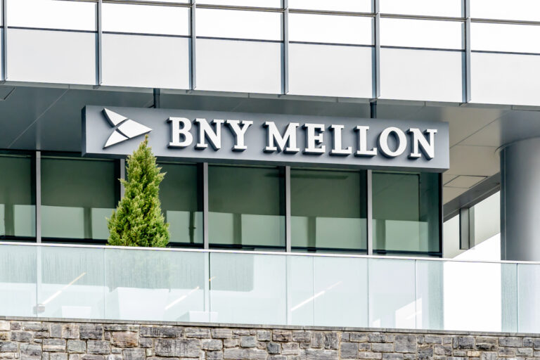 Bank of New York Mellon (BK) Stock Surges on $5.4B Quarterly Revenue ...