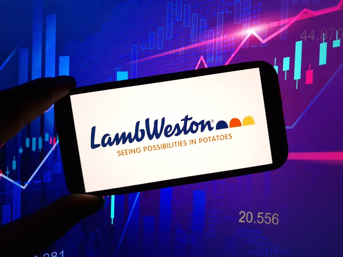 Lamb Weston (LW) Stock Gains 3.20% Despite Q3 Earnings Miss and Shrinking Margins