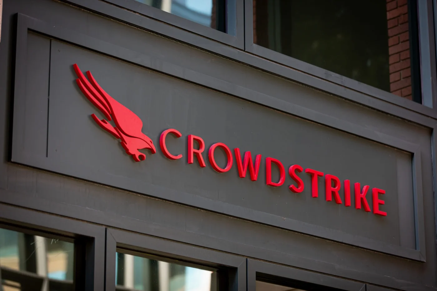 CrowdStrike (CRWD) Stock Receives Bullish Upgrade as AI Threat Becomes Growth Opportunity
