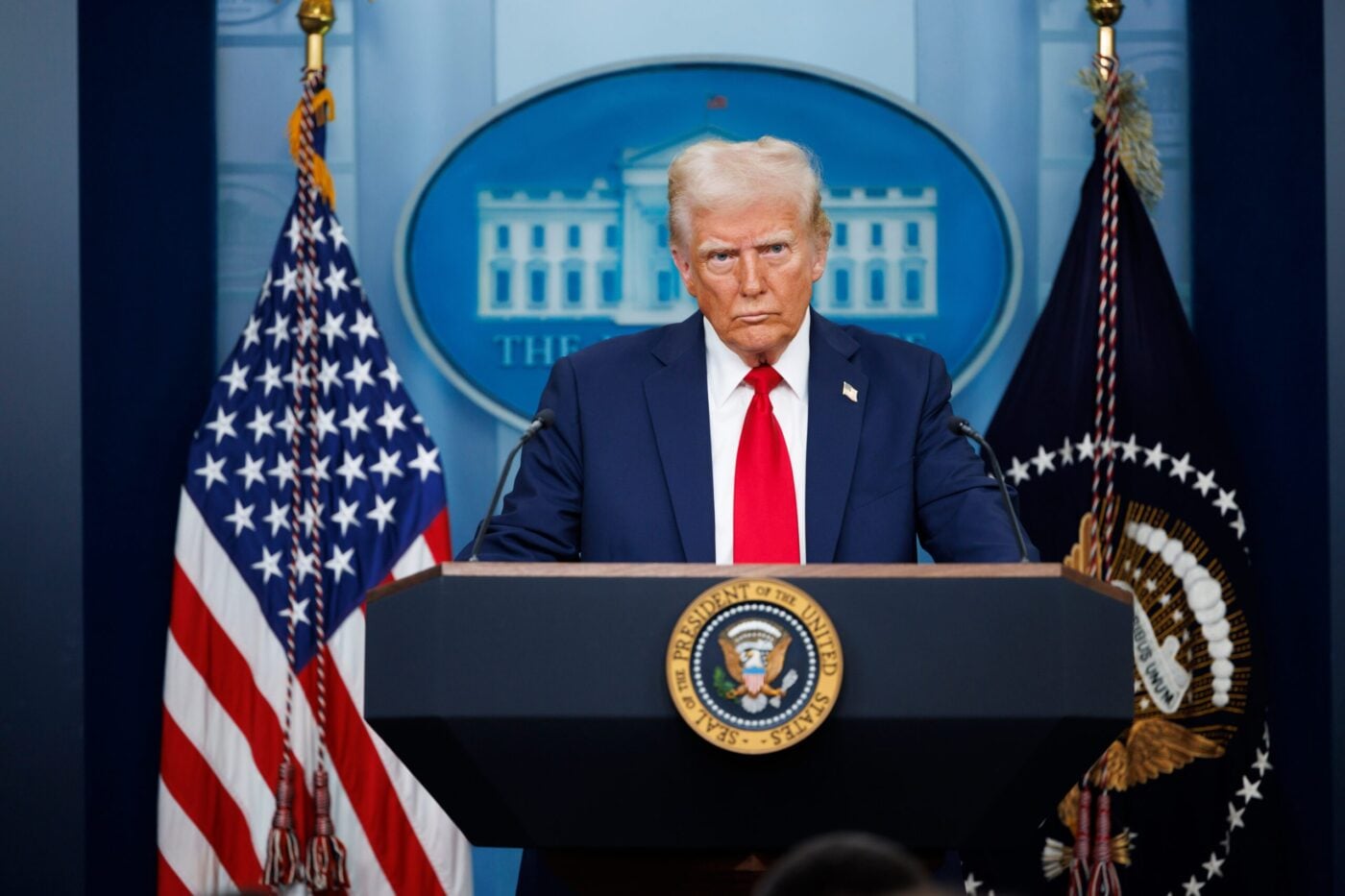 Trump’s Iran Ultimatum Sparks Crypto Rally While Stock Futures Tumble