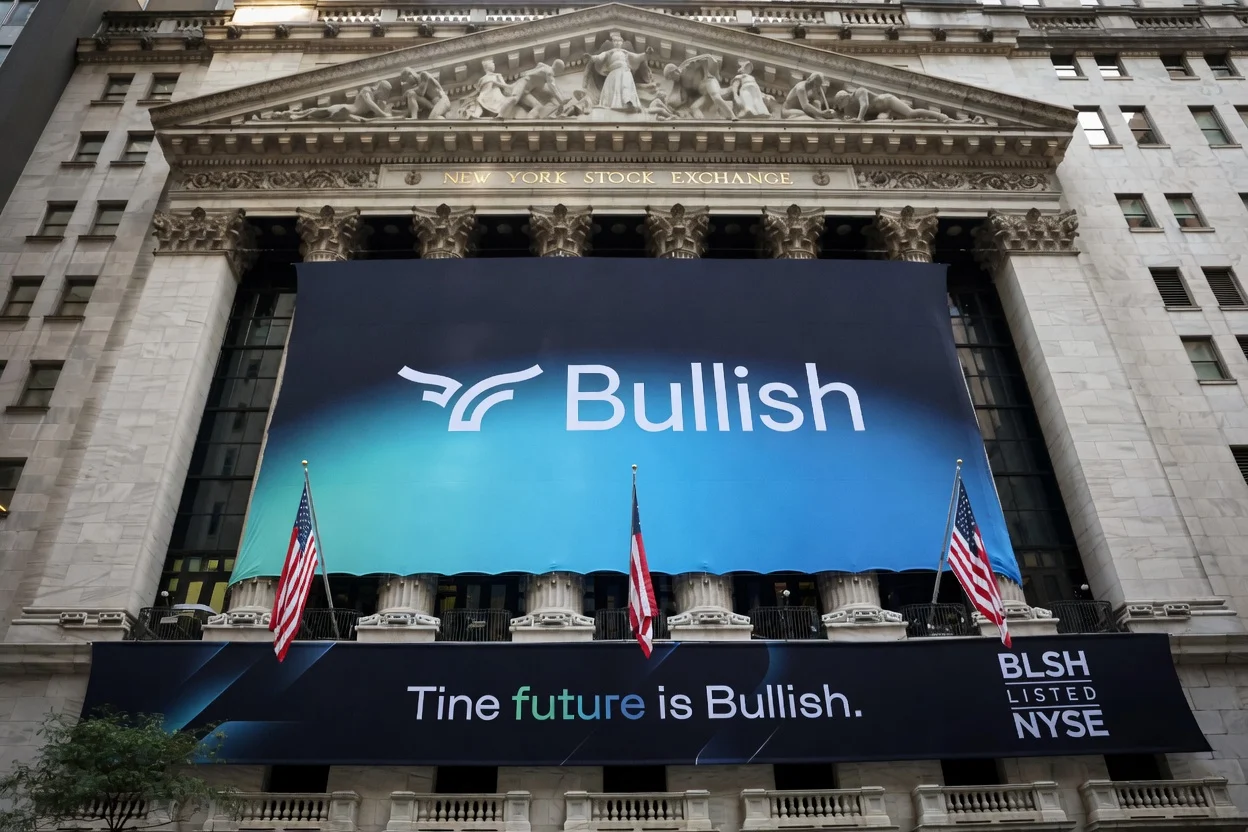 Bullish (BLSH) Stock Climbs 4% as Cathie Wood’s Ark Invest Scoops Up Shares