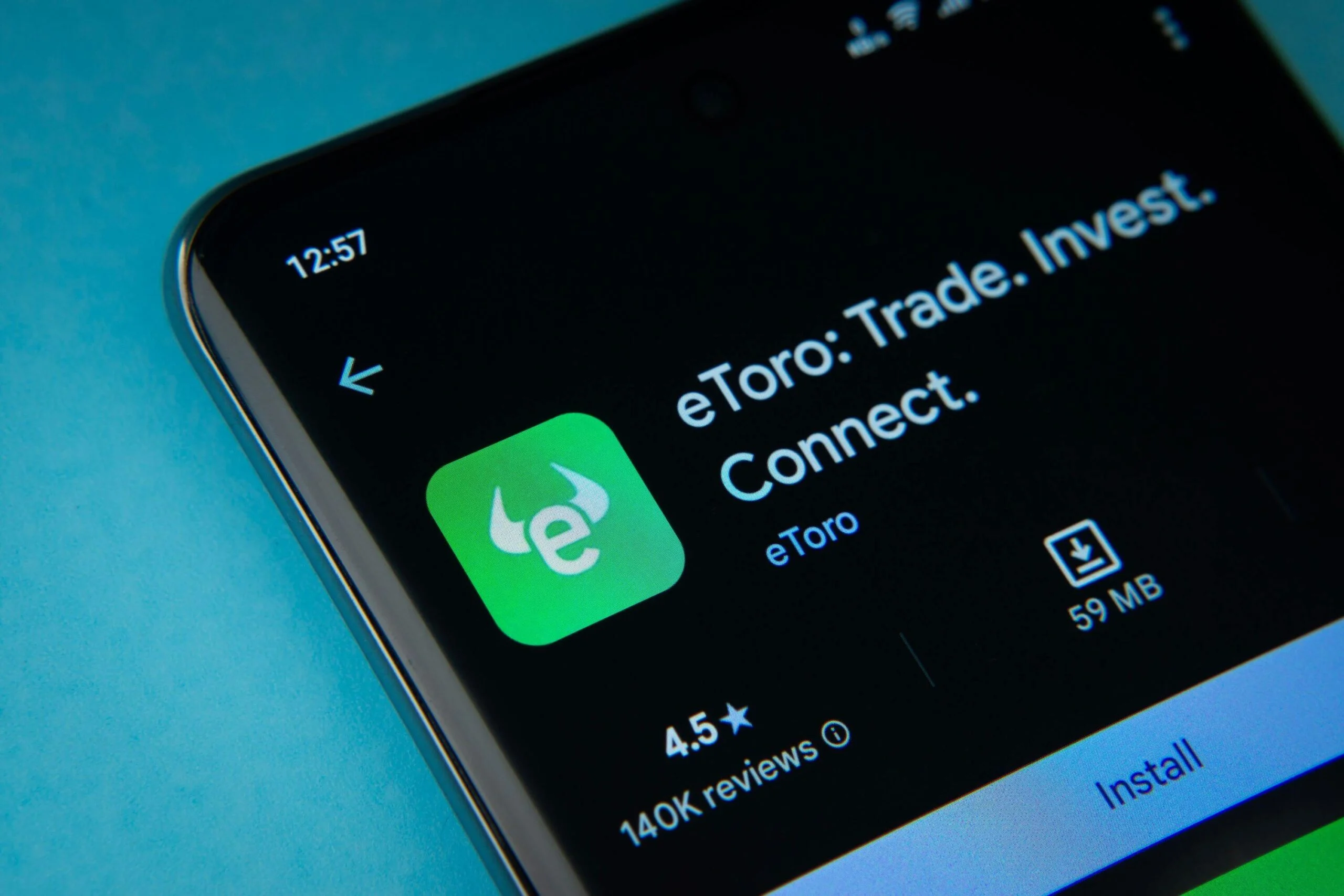 eToro (ETOR) Stock Surges 6.5% on Strong Q1 Earnings Beat Driven by Commodities