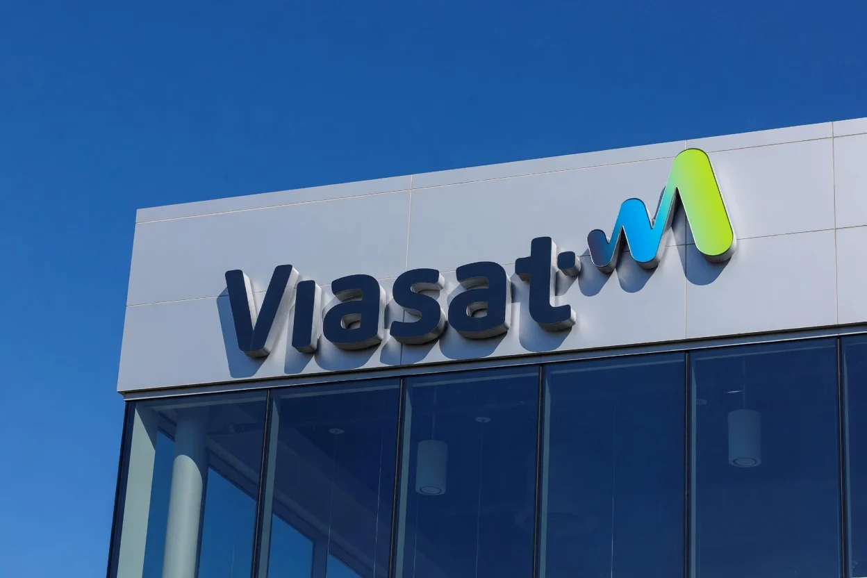 Viasat (VSAT) Stock Plunges 9% Post-Earnings Despite Massive 846% Yearly Surge