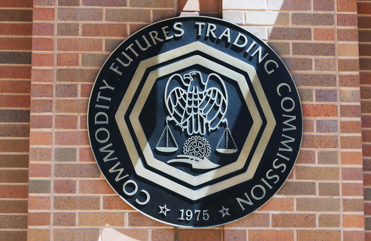 CFTC Signals Independent Push for Digital Asset Rules Ahead of Senate Action