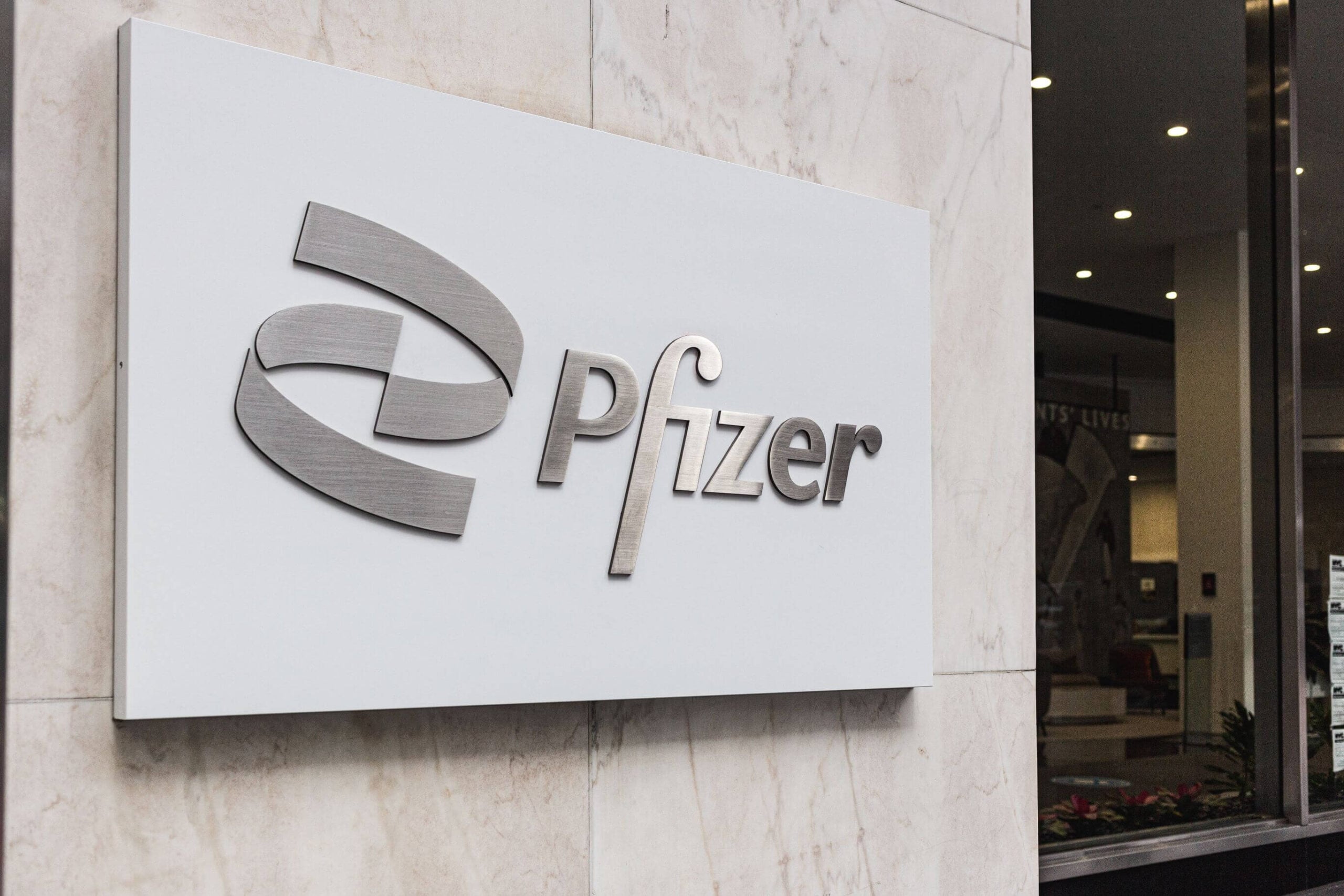 Pfizer (PFE) Shares Sink 3% Following CFO Dave Denton’s Resignation Announcement