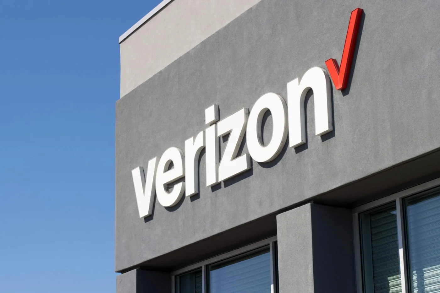 Verizon (VZ) Stock Launches Revolutionary Loyalty Program With David Beckham Partnership