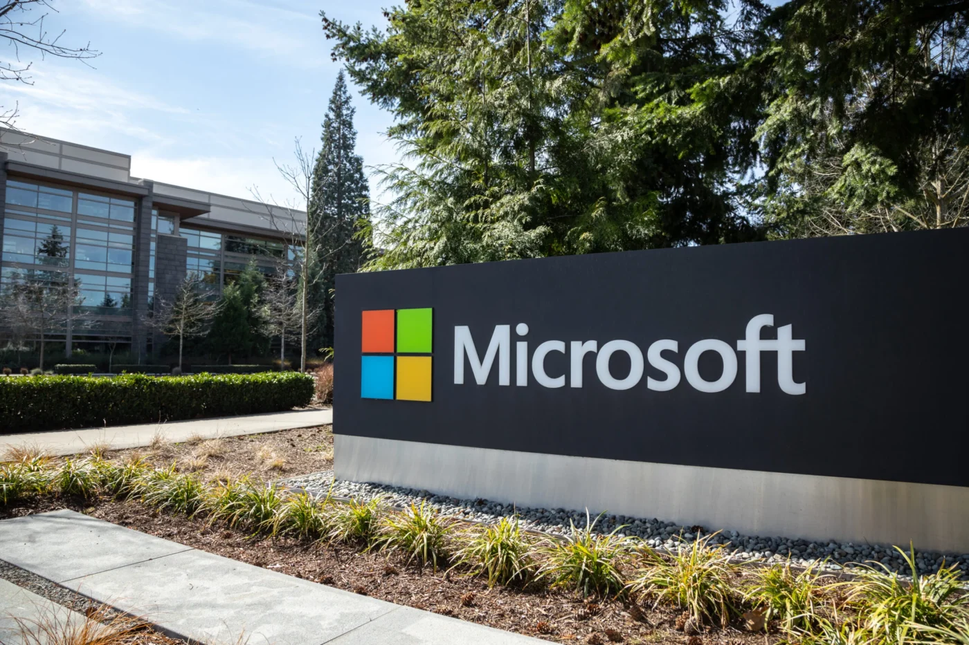 Microsoft (MSFT) Stock: Chevron Partnership Powers AI Data Center Expansion Strategy