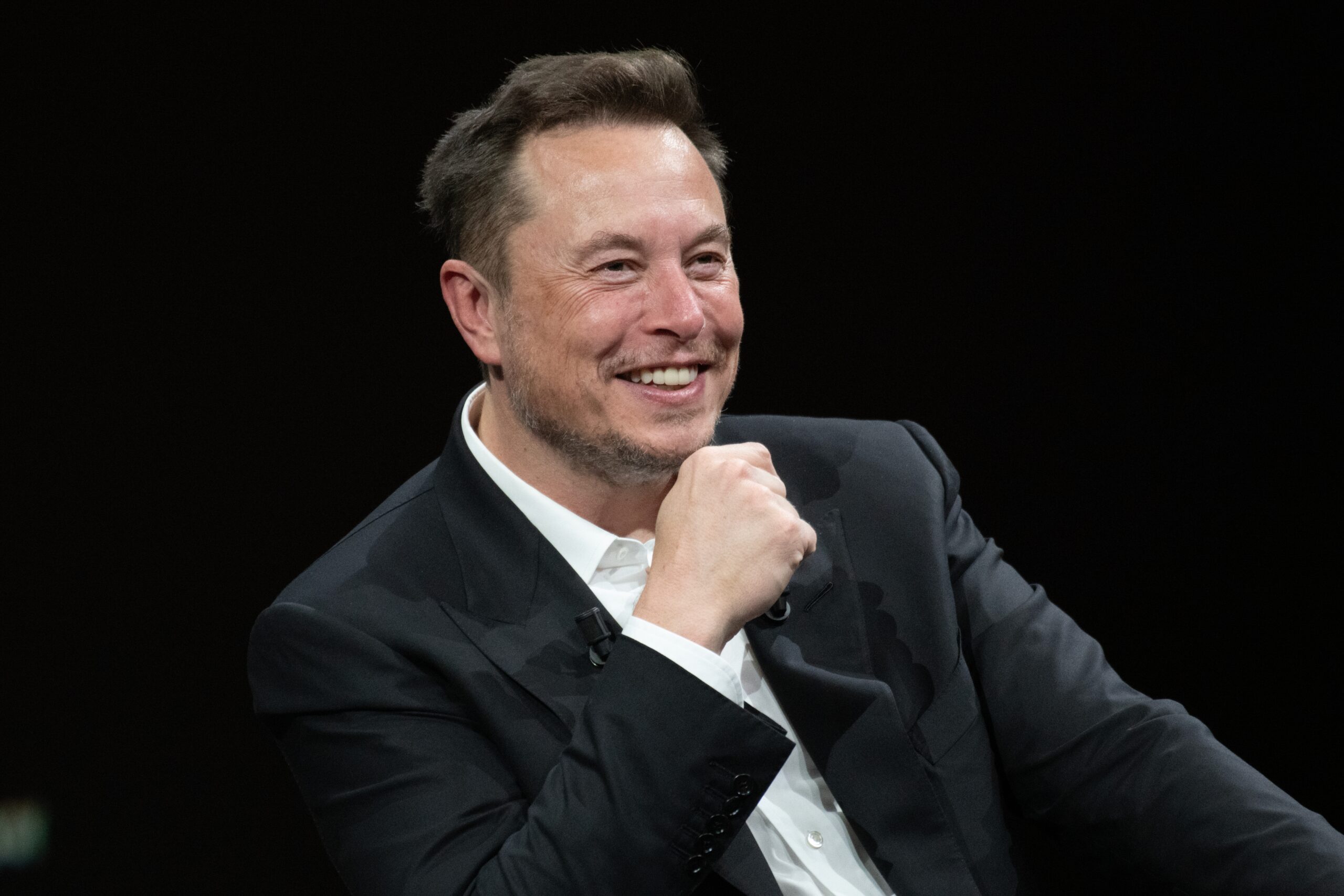 Massive Elon Musk Balloon Appears in Times Square Ahead of SpaceX IPO