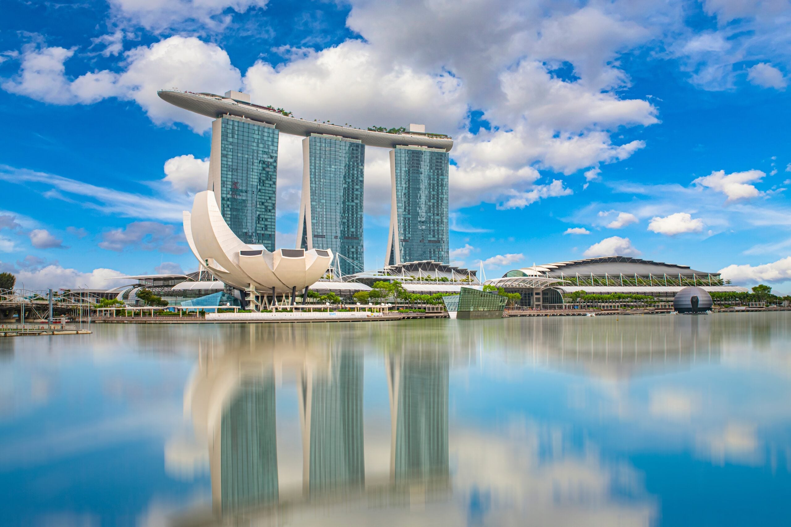 MAS Issues Warning Against Hyperliquid Decentralized Exchange