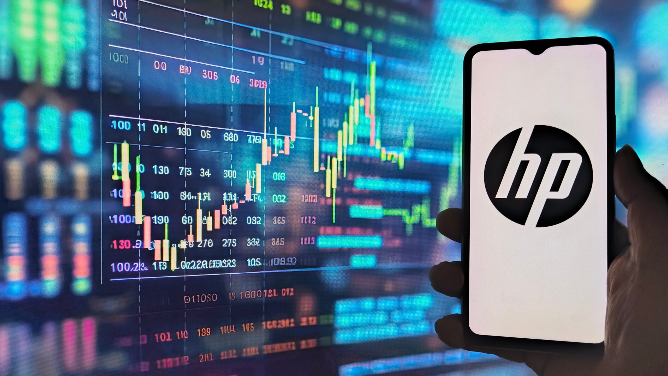 HP (HPQ) Stock Climbs on Expanded OpenAI Collaboration for Enterprise AI Solutions