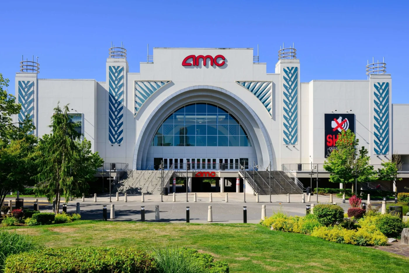 AMC Entertainment (AMC) Stock Soars 16% Following Historic Q2 2026 Performance