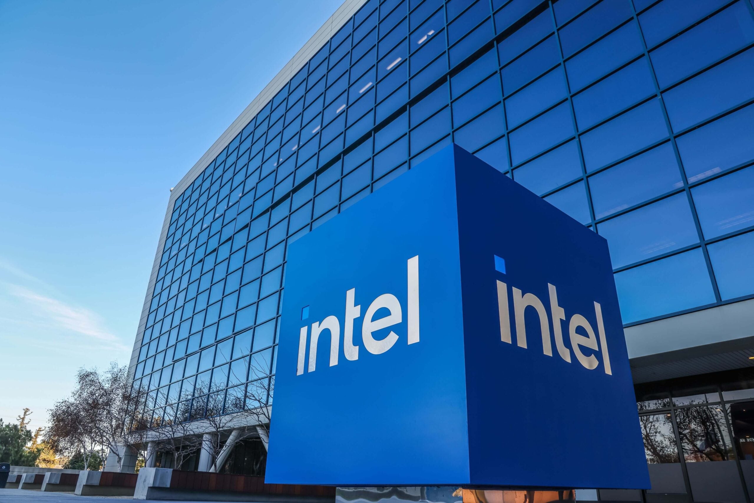 Syntiant (SYTN) Pursues Nasdaq Listing as Intel and Microsoft-Backed AI Chip Maker Goes Public
