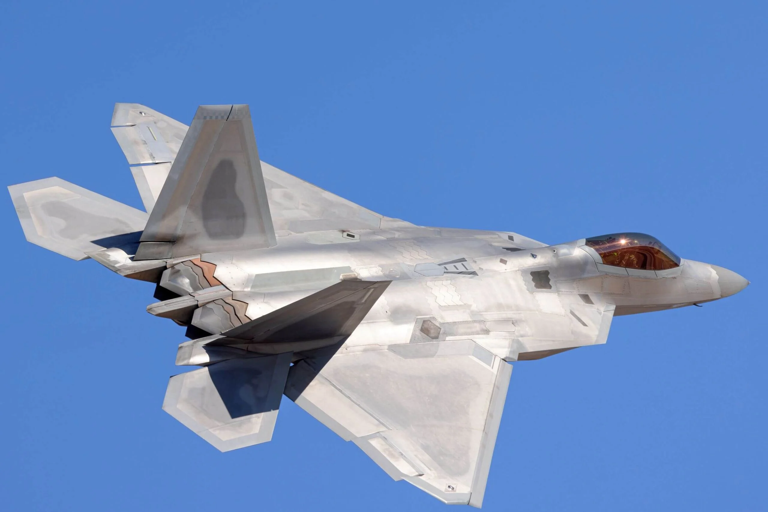Lockheed Martin (LMT) Stock Surges 7% on Strong Q2 Beat and Record Backlog