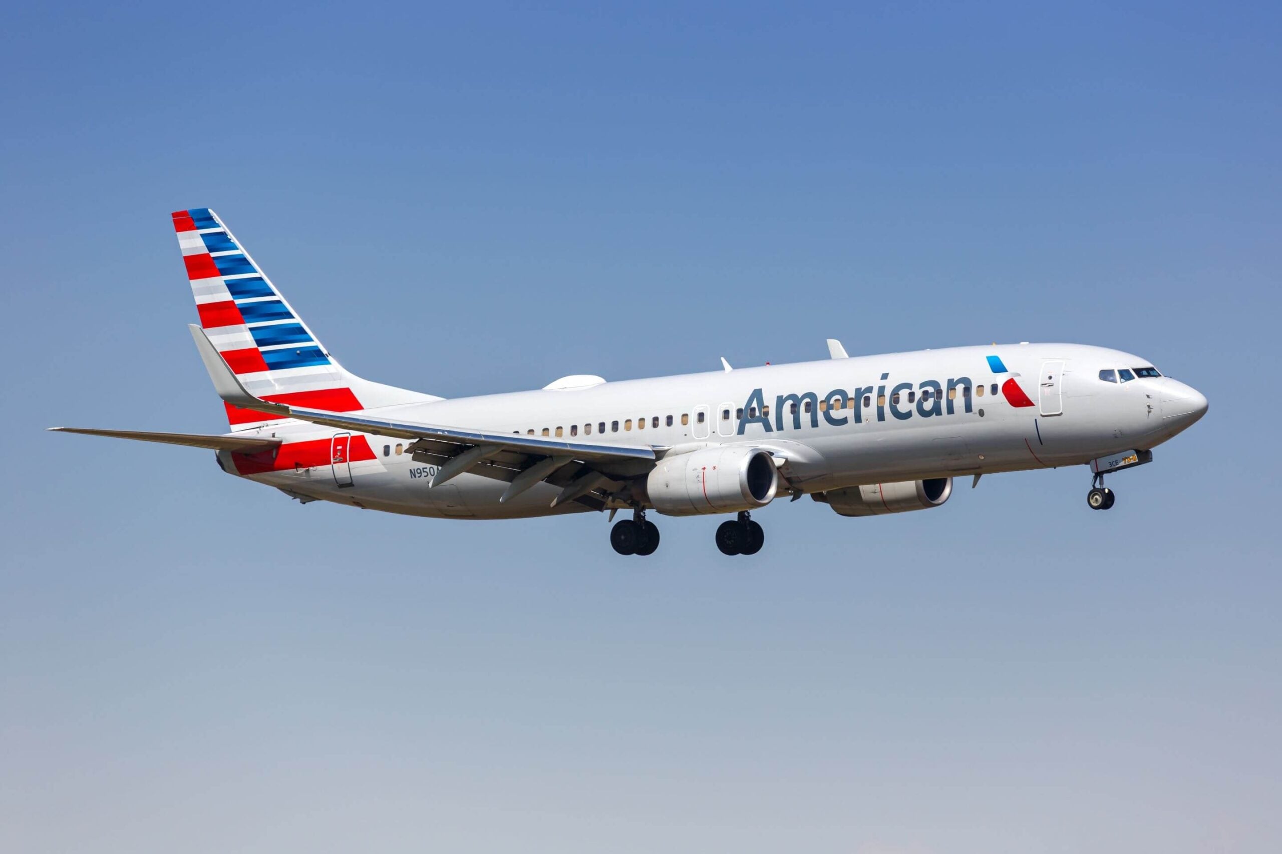 american-airlines-aal-stock-falls-after-q4-capacity-forecast-reduced
