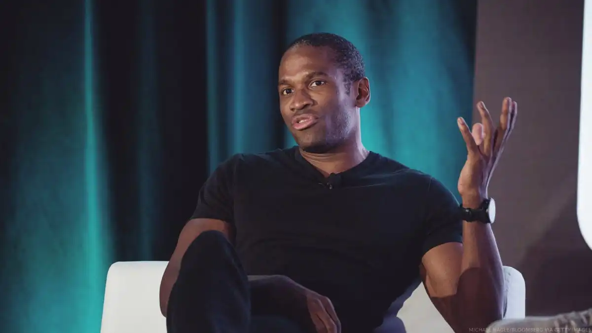 Arthur Hayes Doubles Down on $1M Bitcoin Prediction for 2030